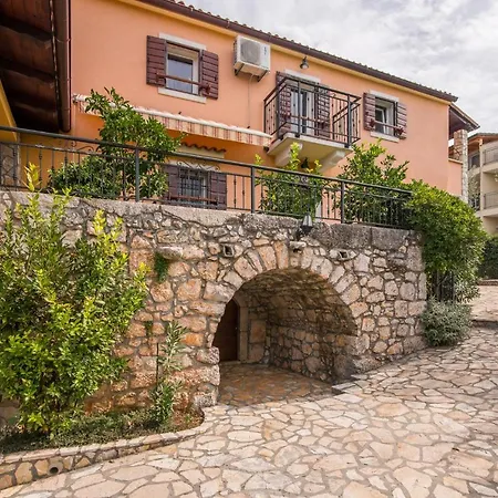 & Goga Appartement *